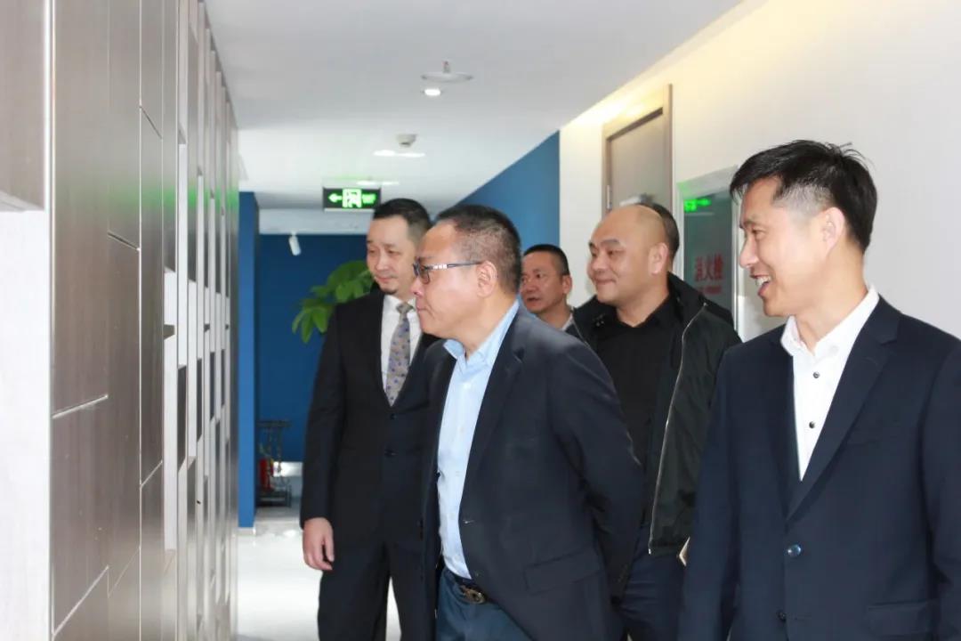 微信图片_20201127124734.jpg