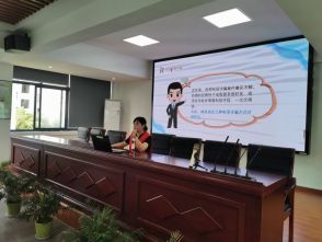 浙江汉本律师事务所徐磊峰律师受邀开展法治建设知识讲座